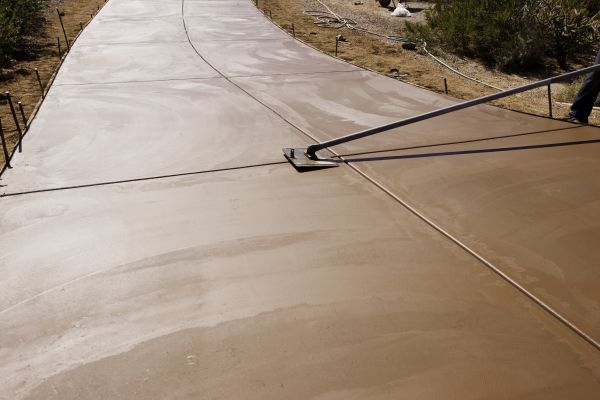 Cost of Driveway Staining in Draper
